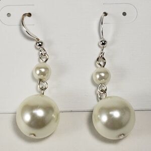 Women's Stylish Polished Silver tone Drop Dangle Design Beaded Earrings